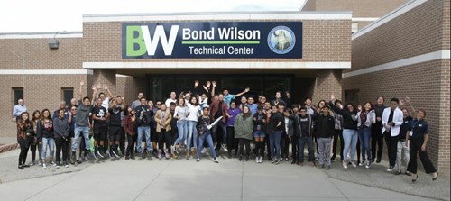 Students in front of the Bond Wilson Technical Center building